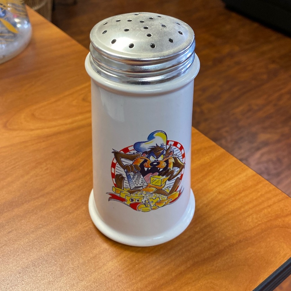 Taz  cheese shaker 1996